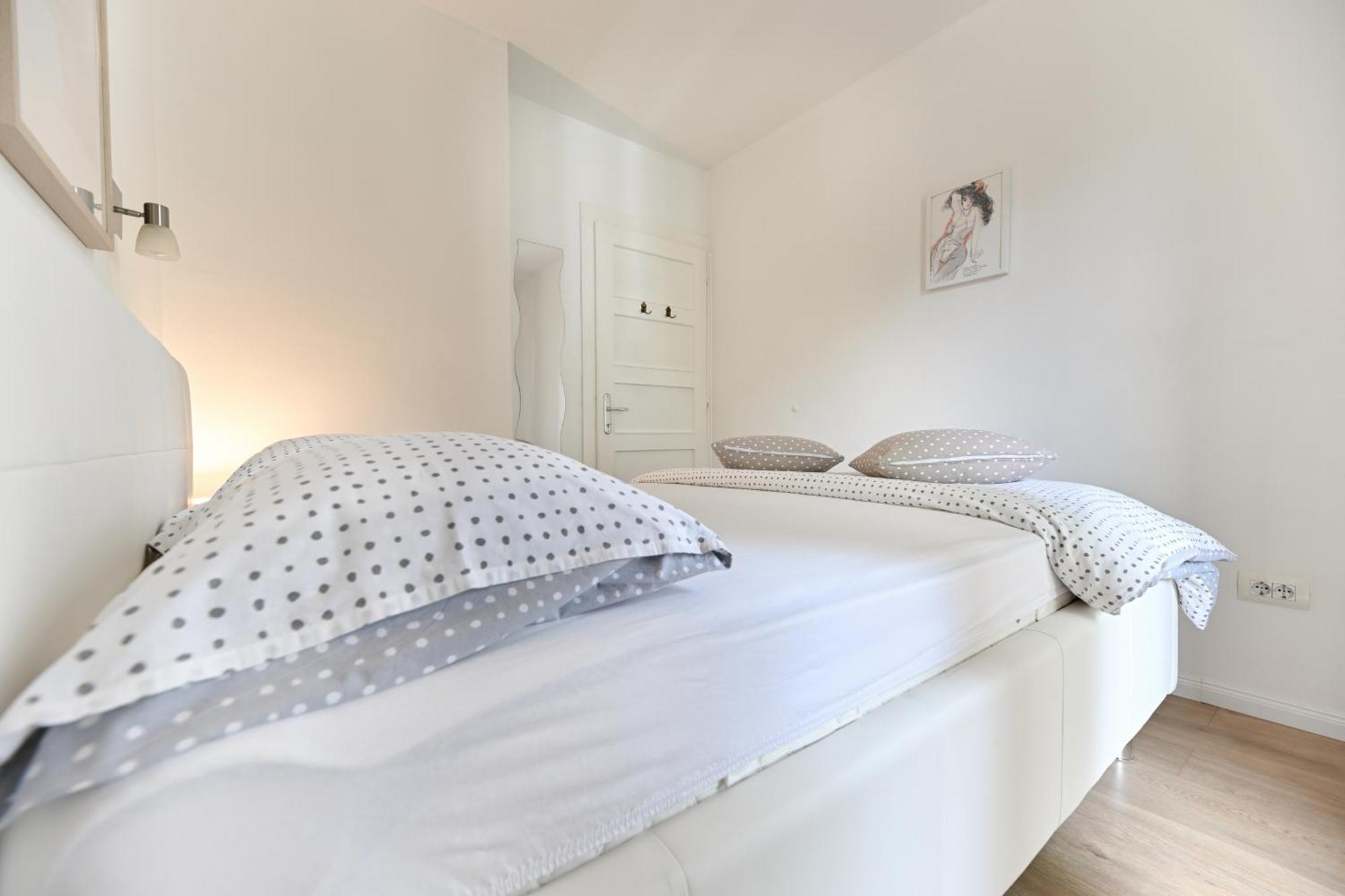 Near Zadar City Center Apartment With Free Parking And Air Condition In Each Room Экстерьер фото